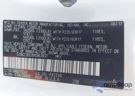 2017 Toyota Sienna Le 8 Passenger z USA, uszkodzony, nr VIN 5TDKZ3DCXHS863837